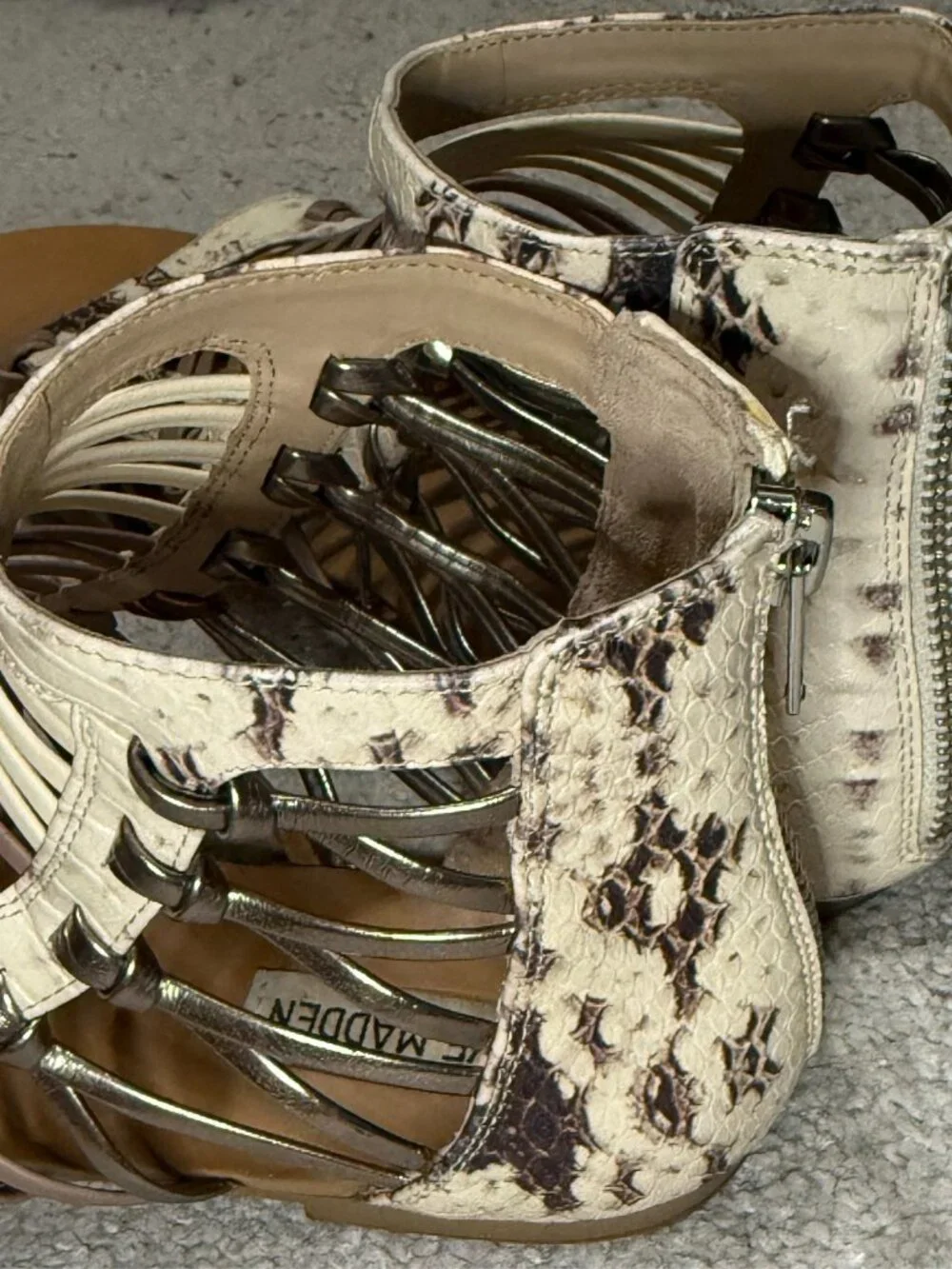 Steve Madden Dreea Gladiator Sandals Snake Print Zipper Size 9B